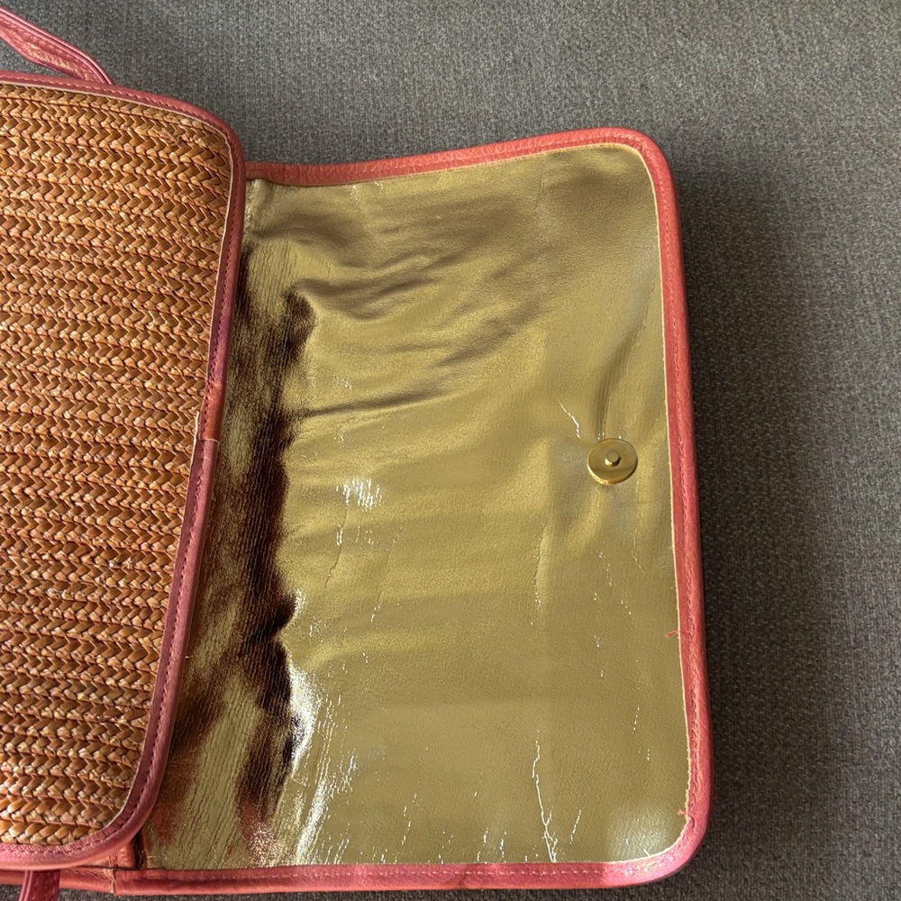 Elegant Coral Embossed Clutch - Picture 5 of 17